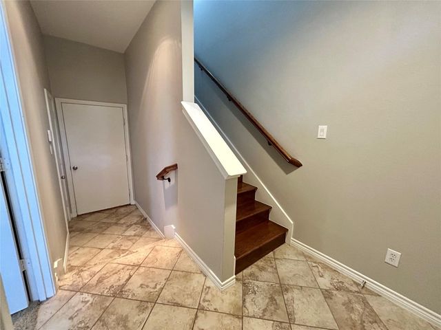 15826 Quorum Drive, Addison, TX 75001