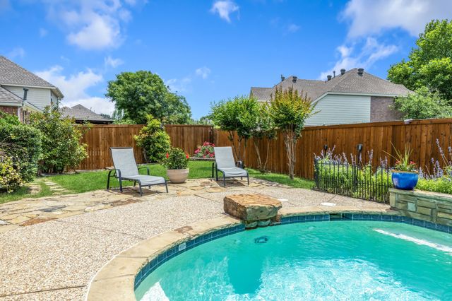 8905 Glen Garden Drive, Mckinney, TX 75072