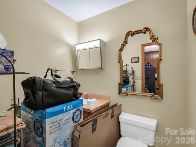 90 Mcentire Road, Tryon, NC 28782