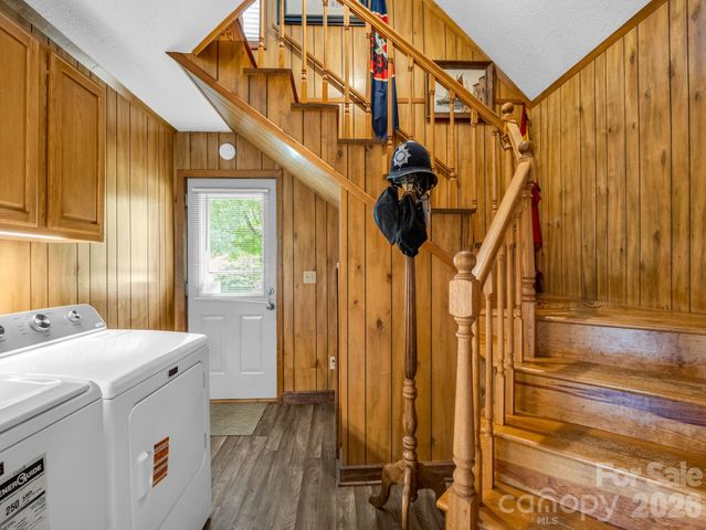 90 Mcentire Road, Tryon, NC 28782