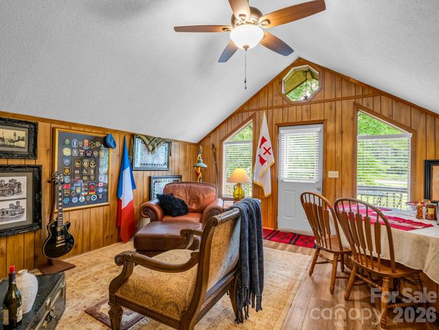 90 Mcentire Road, Tryon, NC 28782