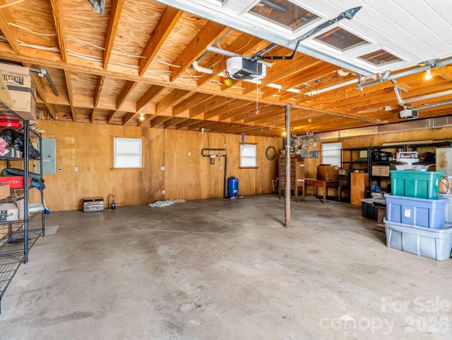 90 Mcentire Road, Tryon, NC 28782