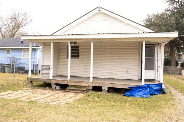 3417 Ernest Street, Lake Charles, LA 70605