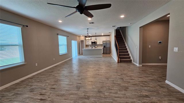 1921 BELL CREEK LOOP, Fruitland Park, FL 34731