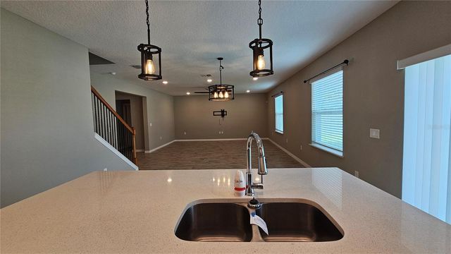 1921 BELL CREEK LOOP, Fruitland Park, FL 34731