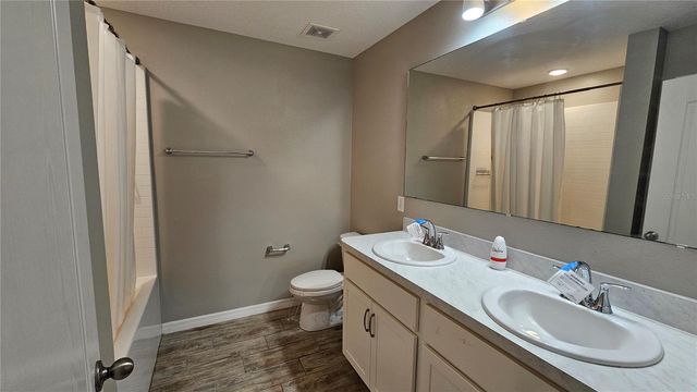 1921 BELL CREEK LOOP, Fruitland Park, FL 34731