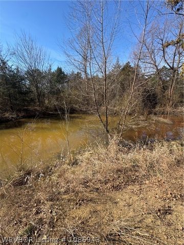 17425 Potts Road, Charleston, AR 72933