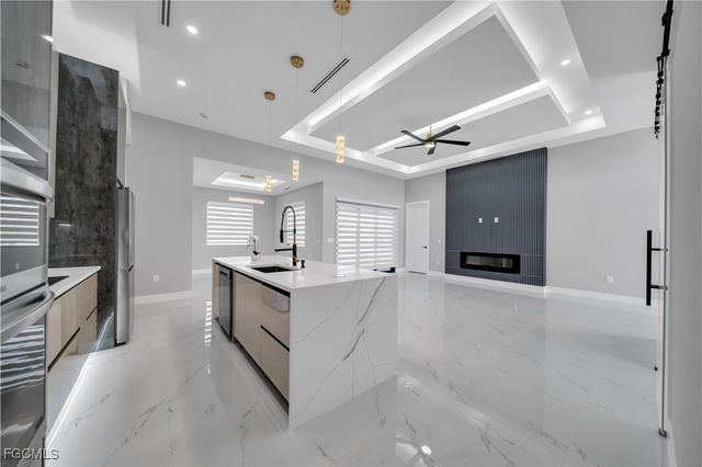 921 NW 8th TER, Cape Coral, FL 33993