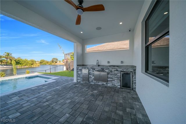 921 NW 8th TER, Cape Coral, FL 33993