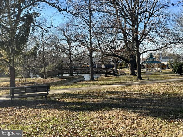 106 MONTGOMERY AVE, Erdenheim, PA 19038