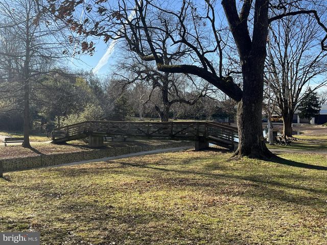 106 MONTGOMERY AVE, Erdenheim, PA 19038