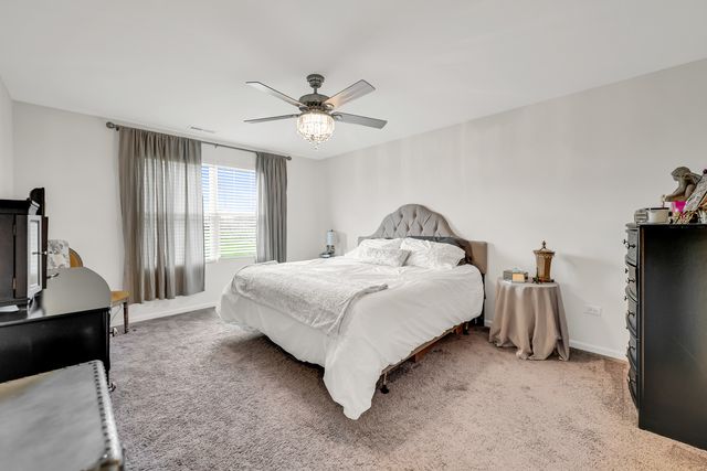 12624 S Talbot Circle, Plainfield, IL 60585