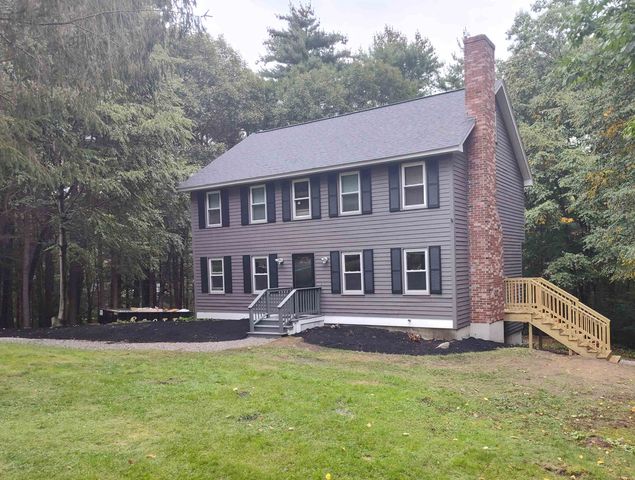 27 Hampshire Drive, Derry, NH 03038