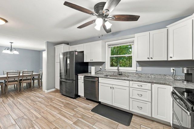 27 Hampshire Drive, Derry, NH 03038