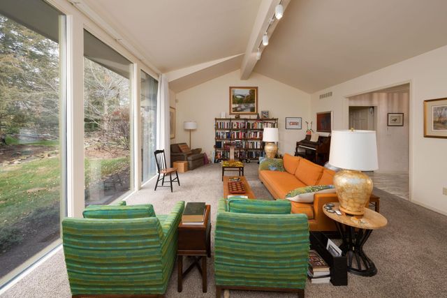 2820 Wind Pump Road, Fort Wayne, IN 46804