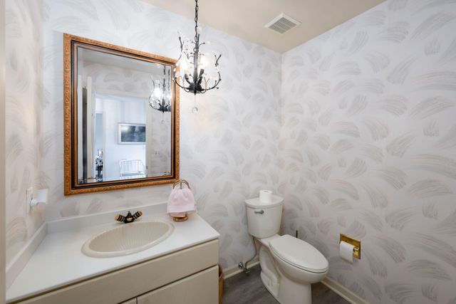 2820 Wind Pump Road, Fort Wayne, IN 46804