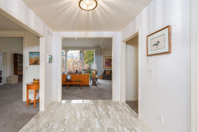 2820 Wind Pump Road, Fort Wayne, IN 46804