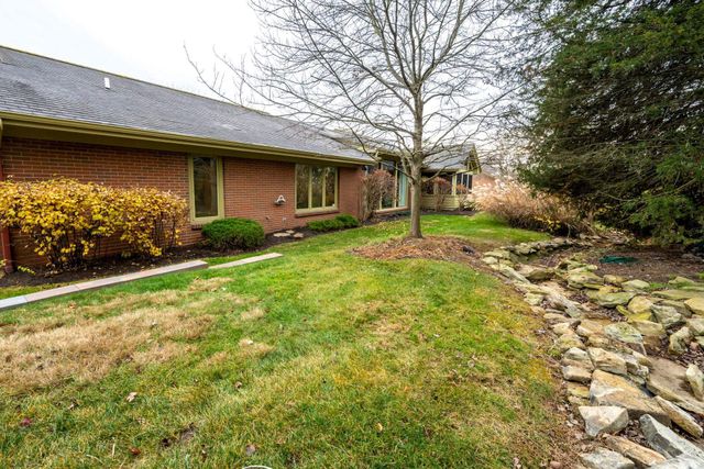 2820 Wind Pump Road, Fort Wayne, IN 46804