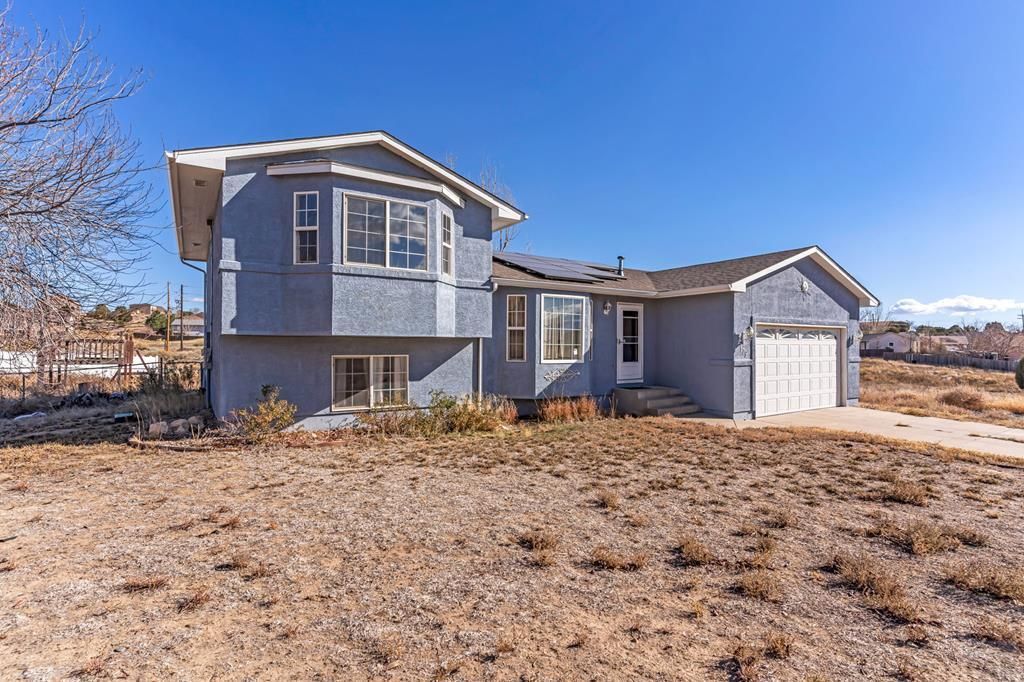 179 W Greenway Pl, Pueblo West, CO 81007