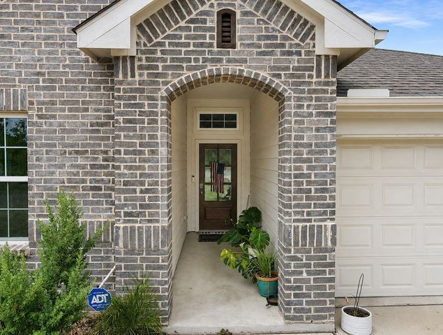 722 Haynie Drive, Runaway Bay, TX 76426