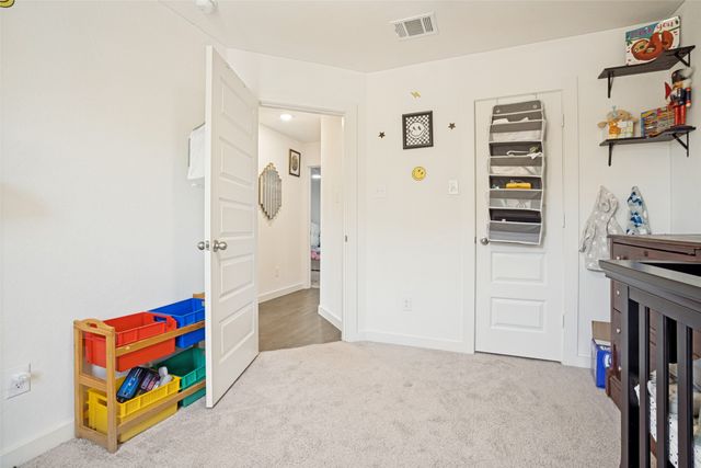 722 Haynie Drive, Runaway Bay, TX 76426