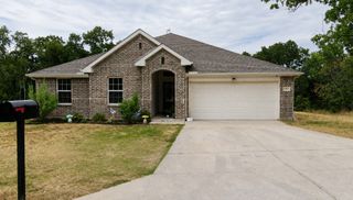 722 Haynie Drive, Runaway Bay, TX 76426