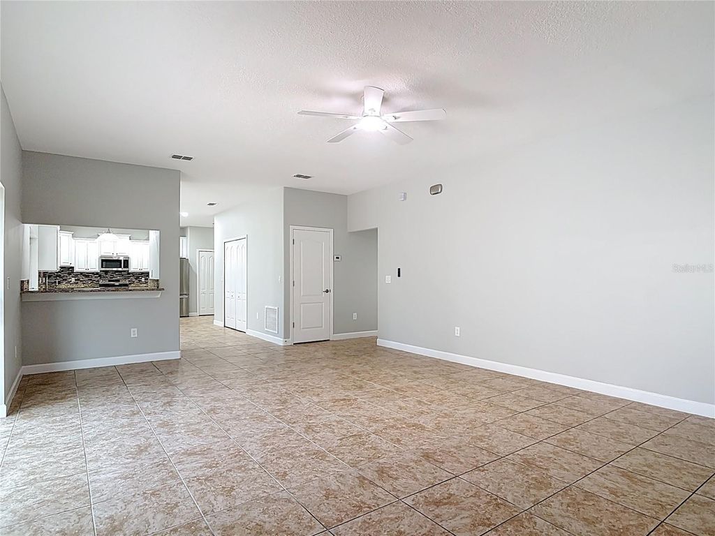 Image 33 of property listing at 4764 COPPOLA DRIVE, Mount Dora, FL 32757