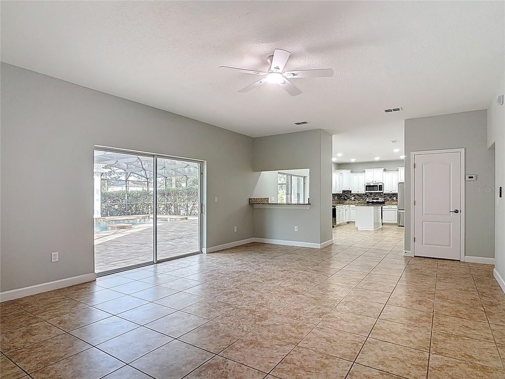 Image 34 of property listing at 4764 COPPOLA DRIVE, Mount Dora, FL 32757