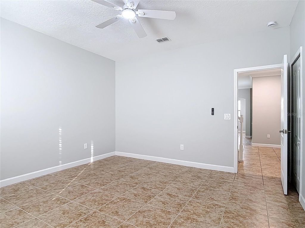 Image 38 of property listing at 4764 COPPOLA DRIVE, Mount Dora, FL 32757