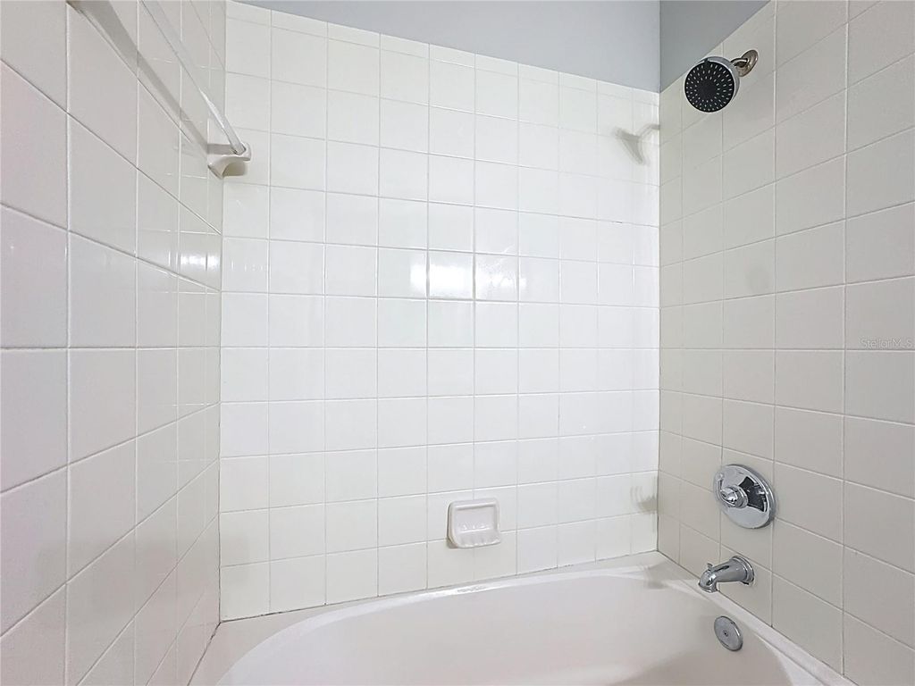 Image 42 of property listing at 4764 COPPOLA DRIVE, Mount Dora, FL 32757