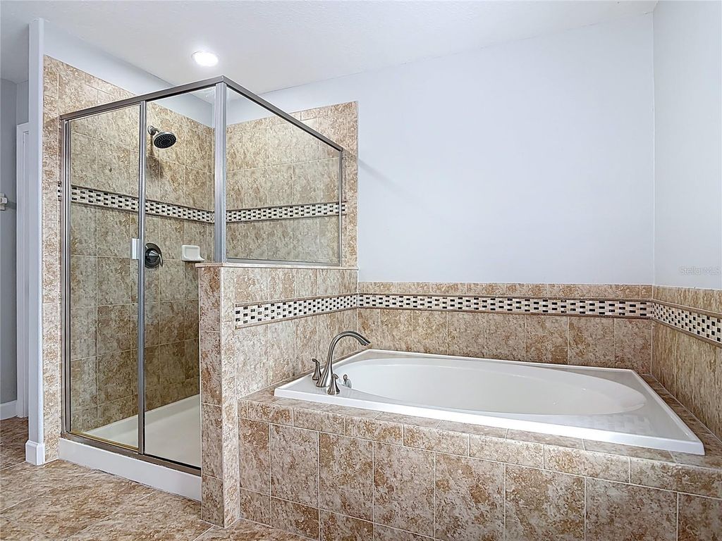 Image 57 of property listing at 4764 COPPOLA DRIVE, Mount Dora, FL 32757