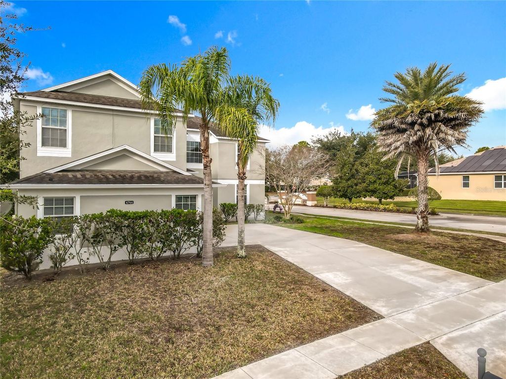 Image 7 of property listing at 4764 COPPOLA DRIVE, Mount Dora, FL 32757