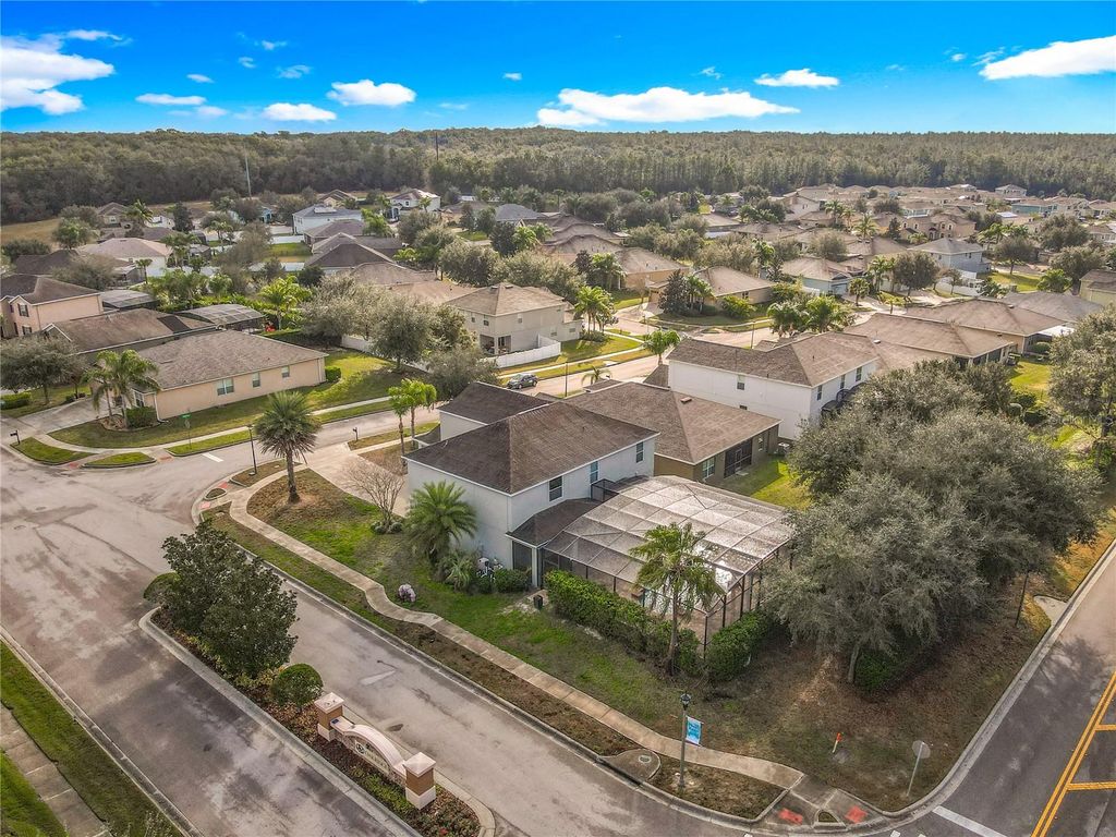 Image 92 of property listing at 4764 COPPOLA DRIVE, Mount Dora, FL 32757