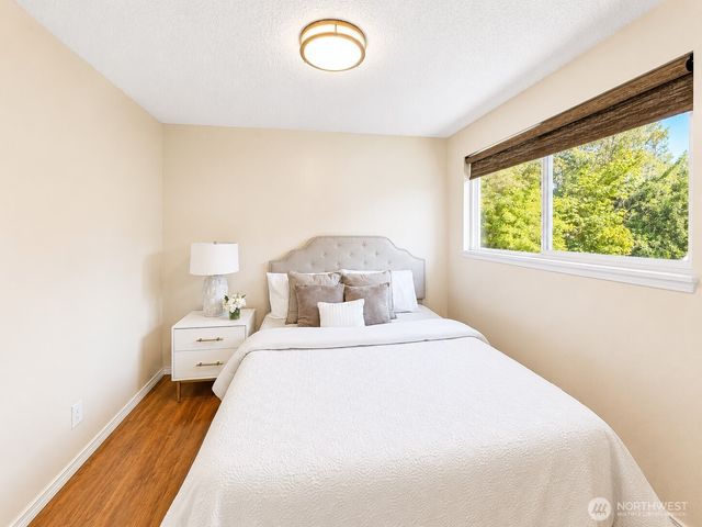 6950 24th Avenue SW, Seattle, WA 98106