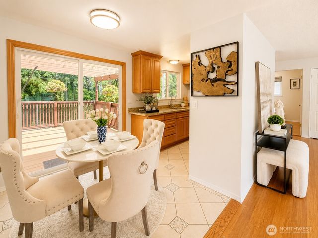 6950 24th Avenue SW, Seattle, WA 98106