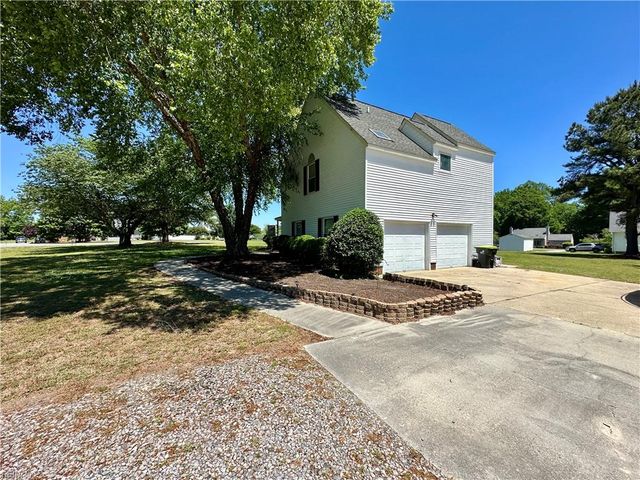 101 Fleetney CIR, Smithfield, VA 23430