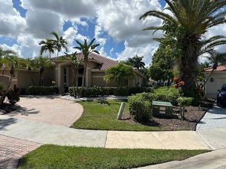 472 Fairmont Ln, Weston, FL 33326