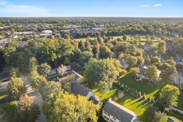550 Longmeadow Circle, St. Charles, IL 60174