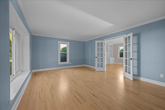 550 Longmeadow Circle, St. Charles, IL 60174