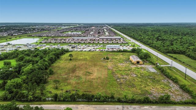 4011 Fm 2004 Road, La Marque, TX 77568