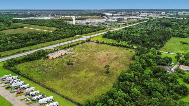 4011 Fm 2004 Road, La Marque, TX 77568