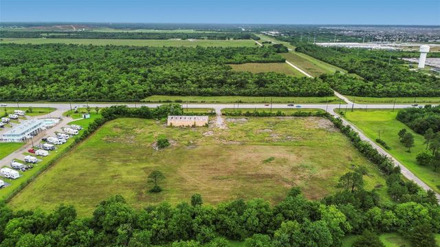 4011 Fm 2004 Road, La Marque, TX 77568