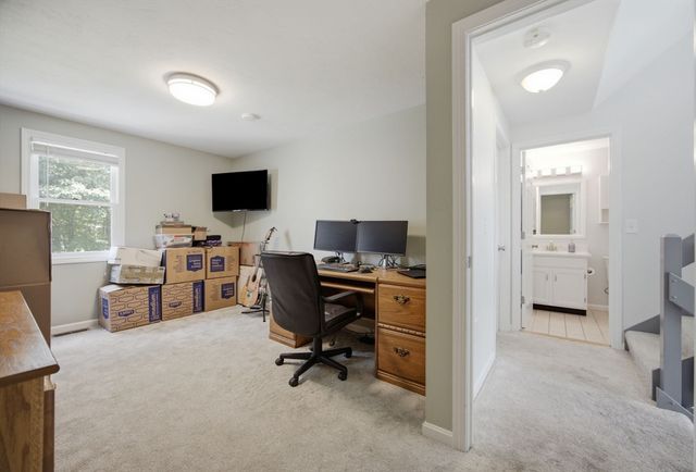77 Willow Pond Dr 77, Rockland, MA 02370