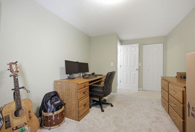 77 Willow Pond Dr 77, Rockland, MA 02370