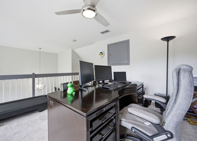 77 Willow Pond Dr 77, Rockland, MA 02370