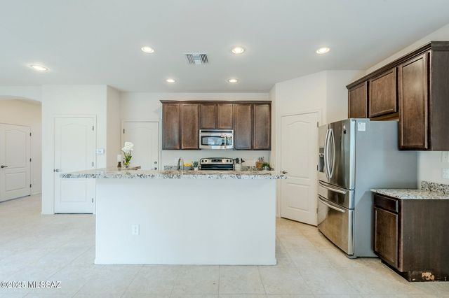 4226 N Harvest Canyon Lane, Tucson, AZ 85718