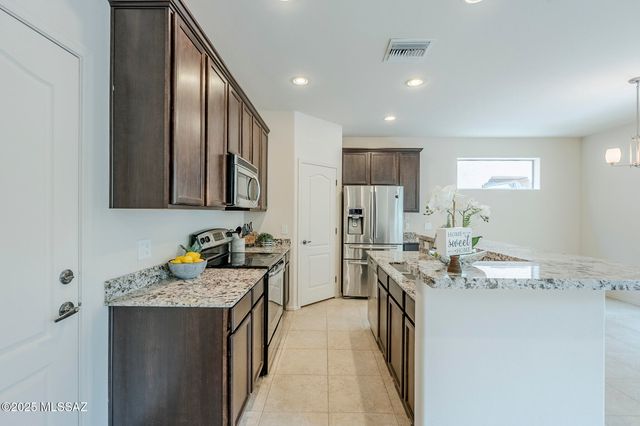 4226 N Harvest Canyon Lane, Tucson, AZ 85718