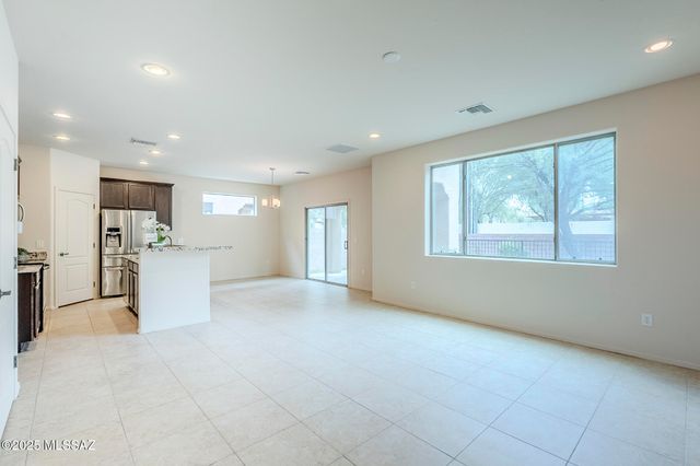 4226 N Harvest Canyon Lane, Tucson, AZ 85718