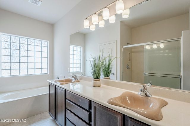 4226 N Harvest Canyon Lane, Tucson, AZ 85718