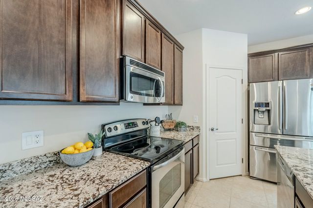 4226 N Harvest Canyon Lane, Tucson, AZ 85718